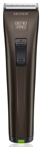 Машинка для стрижки волос со сменным аккумуляторным блоком / MOSER GENIO PRO